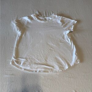 Old Navy Women Size Large Classic White T-Shirt